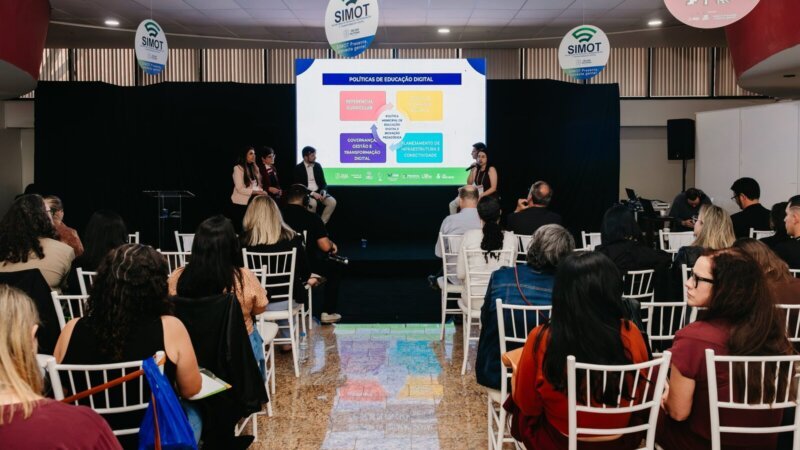 São José dos Pinhais sedia Seminário Intermunicipal de Educação Digital