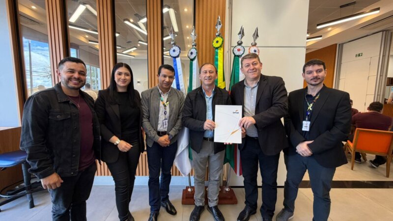 Colombo firma parceria com o Senac para oferecer cursos profissionalizantes gratuitos