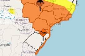 Inmet emite alerta laranja de tempestade para Curitiba e região nesta segunda-feira (21)