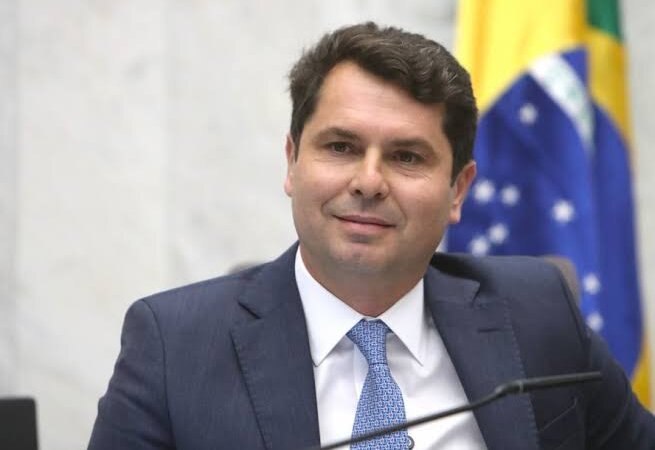 Alexandre Curi promete retomar “protagonismo paranaense” no Senado em sabatina